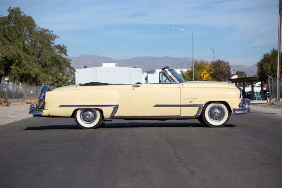  DeSoto Firedome Convertible (S16) 1953 года  (фото 9 из 15)
